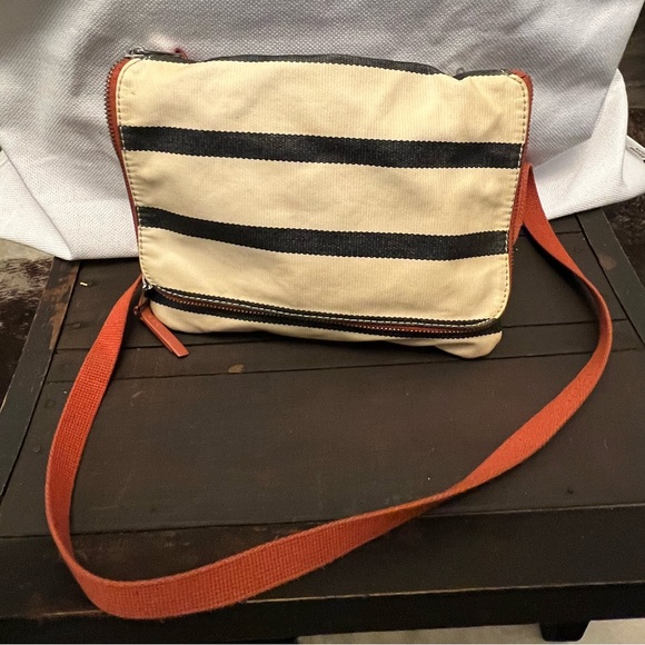 Fossil Bag - Picture 3 of 7